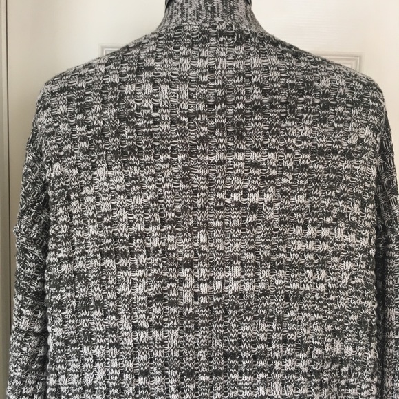 🦋 3 for $25 - BDG Rib Knit Cardigan Grey Green Melange - Picture 8 of 12